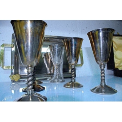 VISIUC SILVERPLATE CUPS